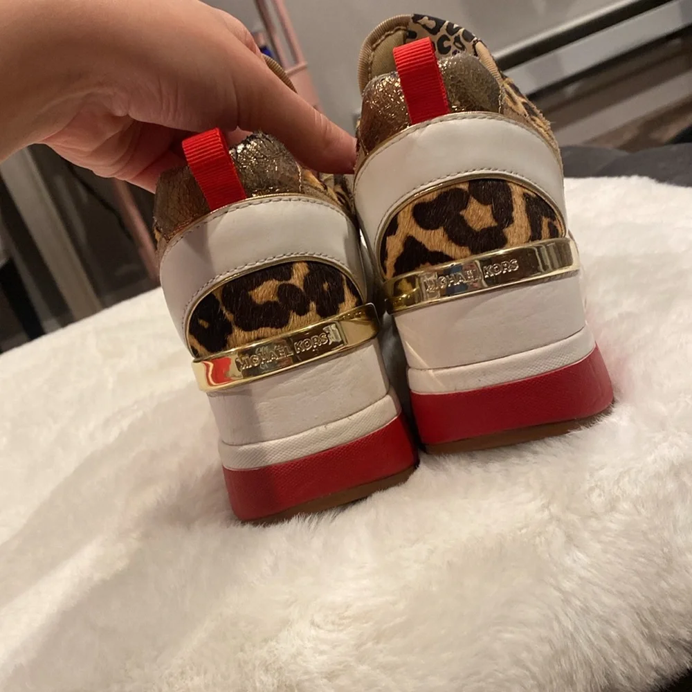 Michael kors wedge Georgie sneakers leopard and white with gold and red accents - Picture 15 of 17